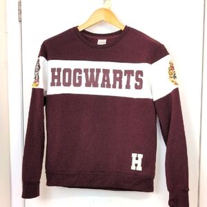 HARRY POTTER CREWNECK SIZE MEDIUM